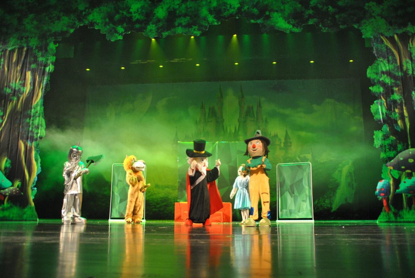 大型经典奇幻儿童剧《绿野仙踪》-大演时代-4月30日-华侨城大剧院